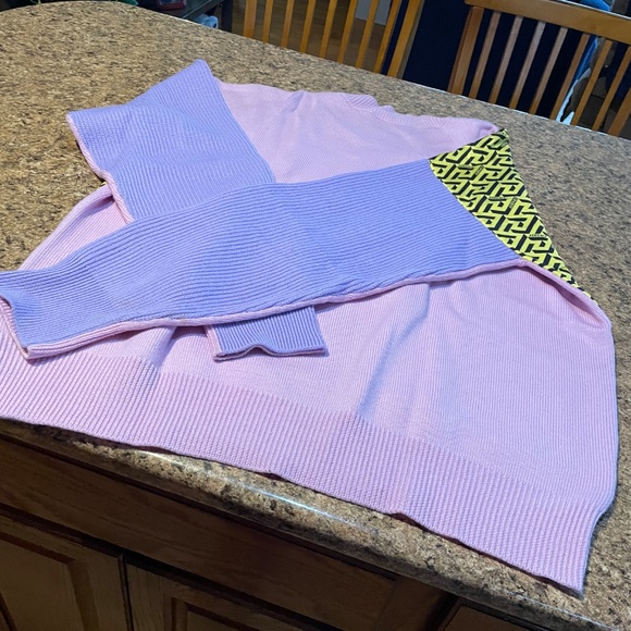 Versace Men’s Sweater – Size 56 (XL/XXL) $500 - Picture 10 of 11